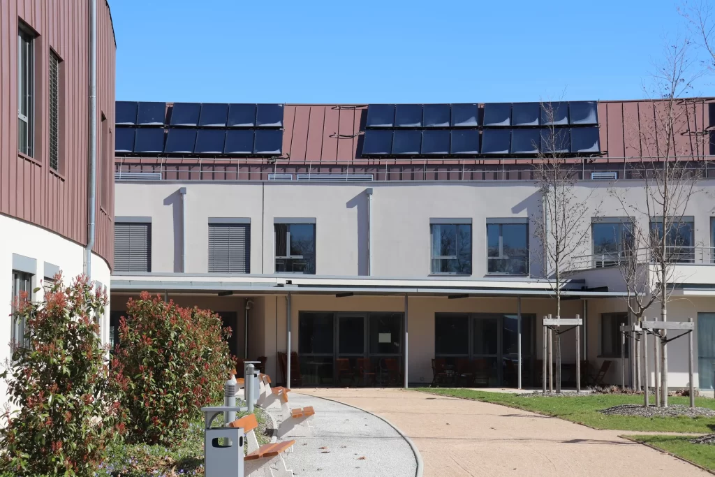 介護施設から「大口弁当・オードブル」を受注したい！忙しい現場の胃袋を掴むローカルFAX集客術